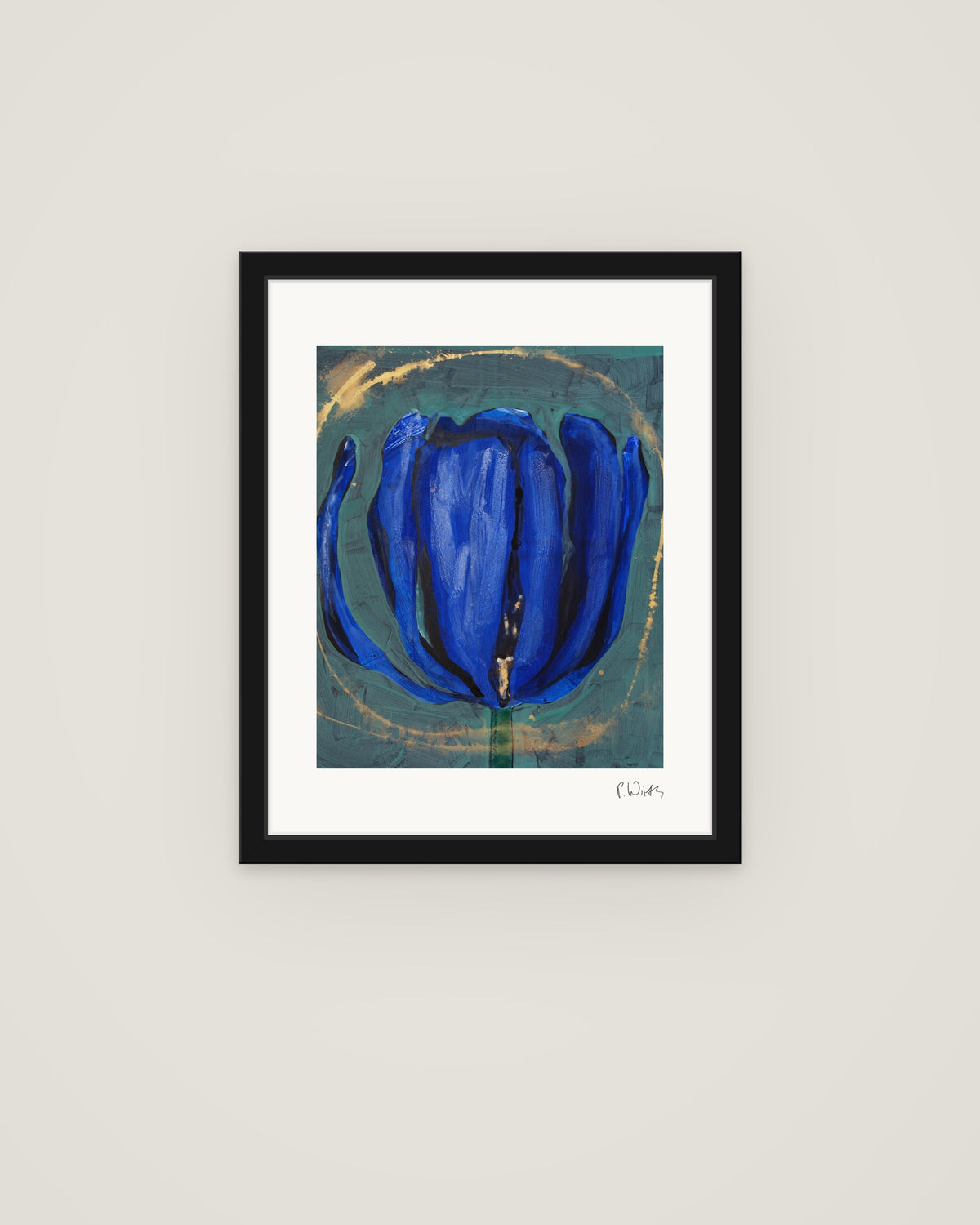 Blaue Tulpe von Peter Wirth, im schmalen schwarzen Holzrahmen