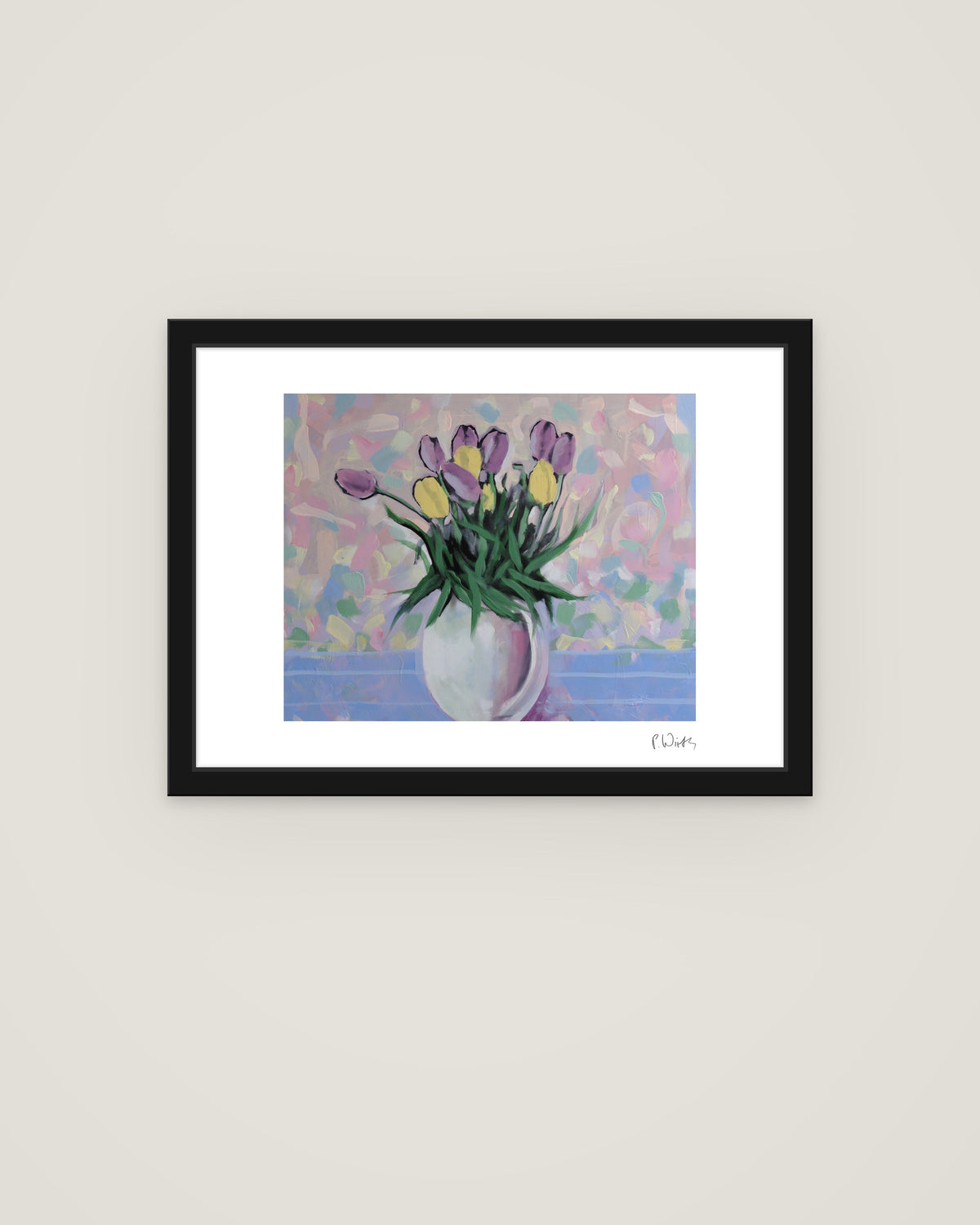 Tulpen am blauen Tisch von Peter Wirth, im schmalen schwarzen Holzrahmen